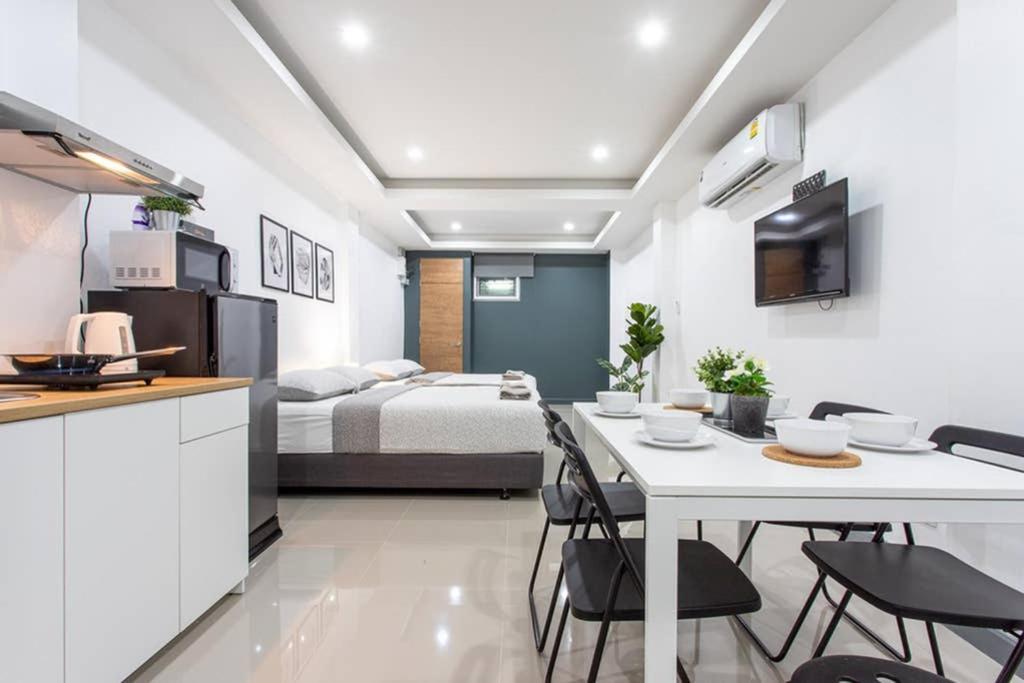 P1 Silom Pan Large Room Full Kitchen Wifi 4-6Pax Μπανγκόκ Εξωτερικό φωτογραφία